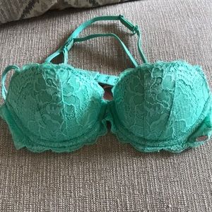 Pink Victoria’s Secret bra